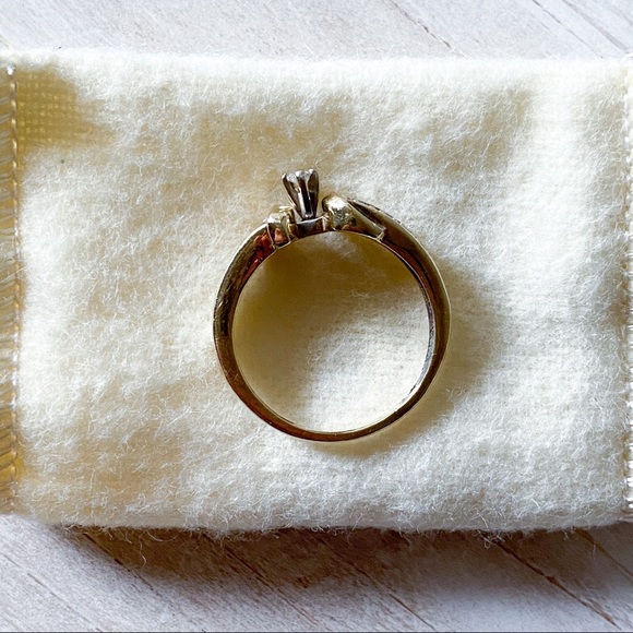 Authentic Diamond Ring - Picture 4 of 8